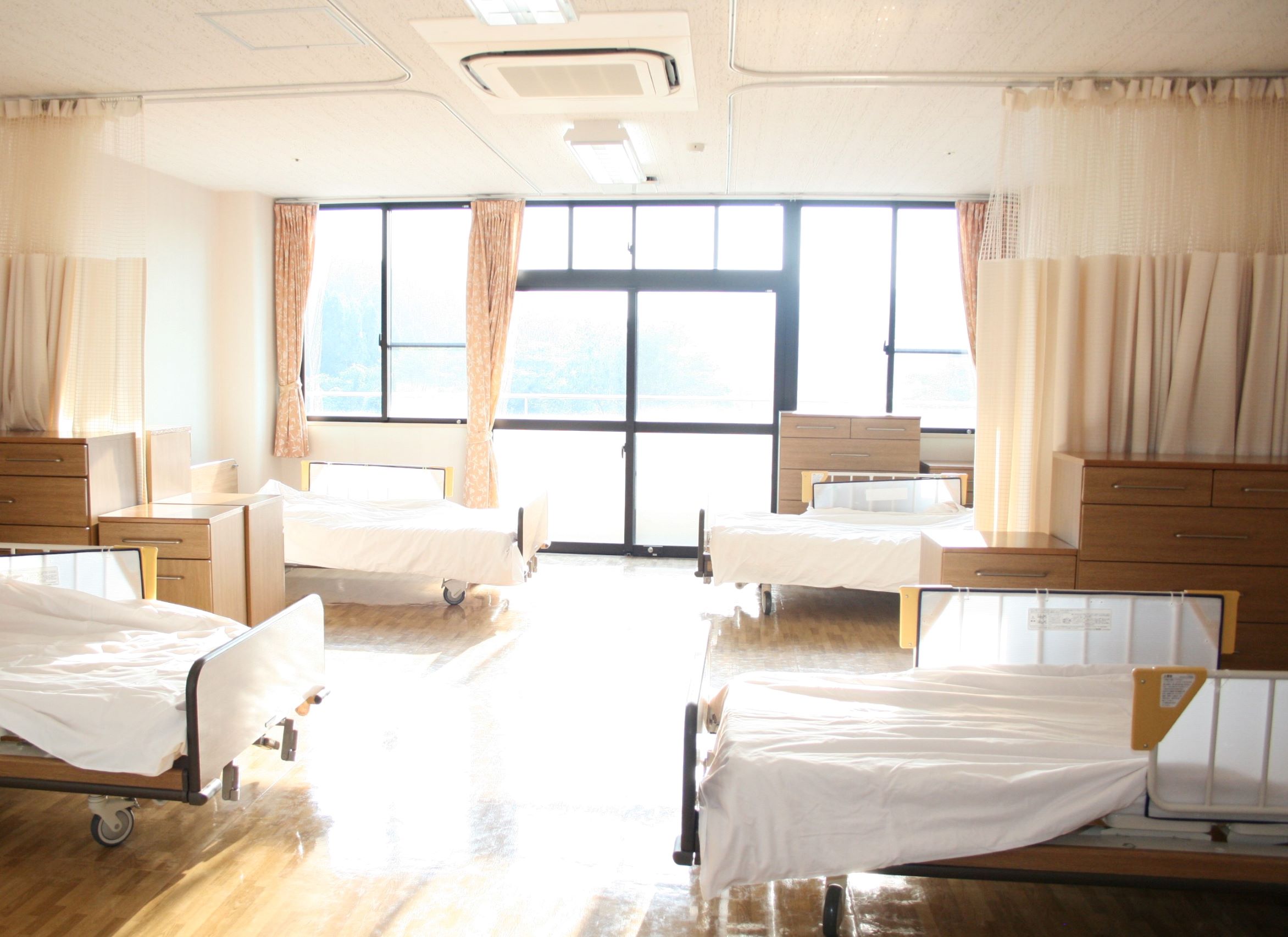 多床室個室化: 多床室を完全個室にする – KYPQJD